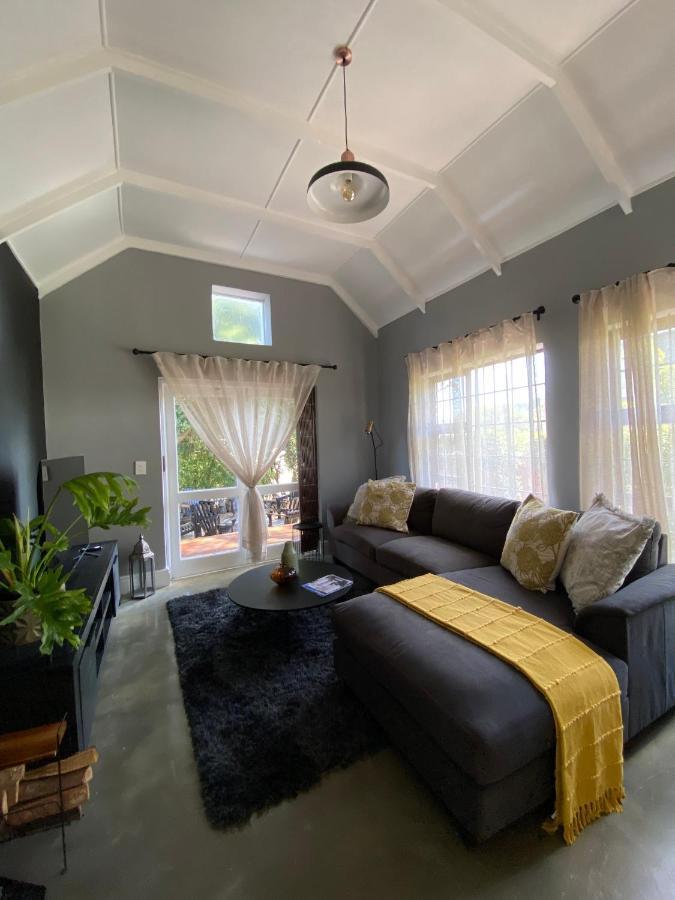 Вилла Cosy And Unique Family Retreat In Hout Bay Кейптаун Экстерьер фото