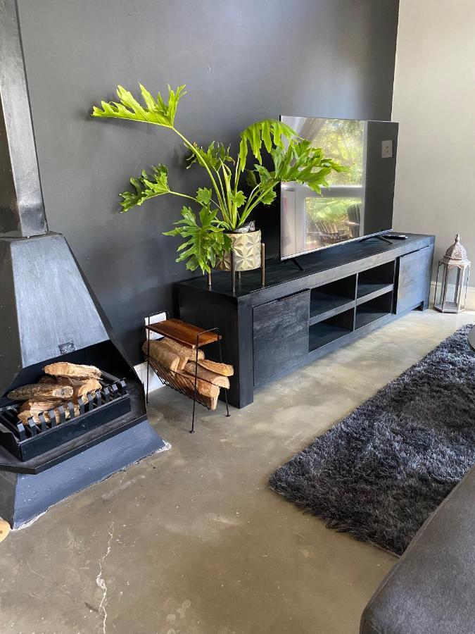 Вилла Cosy And Unique Family Retreat In Hout Bay Кейптаун Экстерьер фото