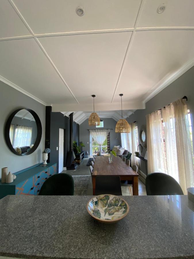 Вилла Cosy And Unique Family Retreat In Hout Bay Кейптаун Экстерьер фото