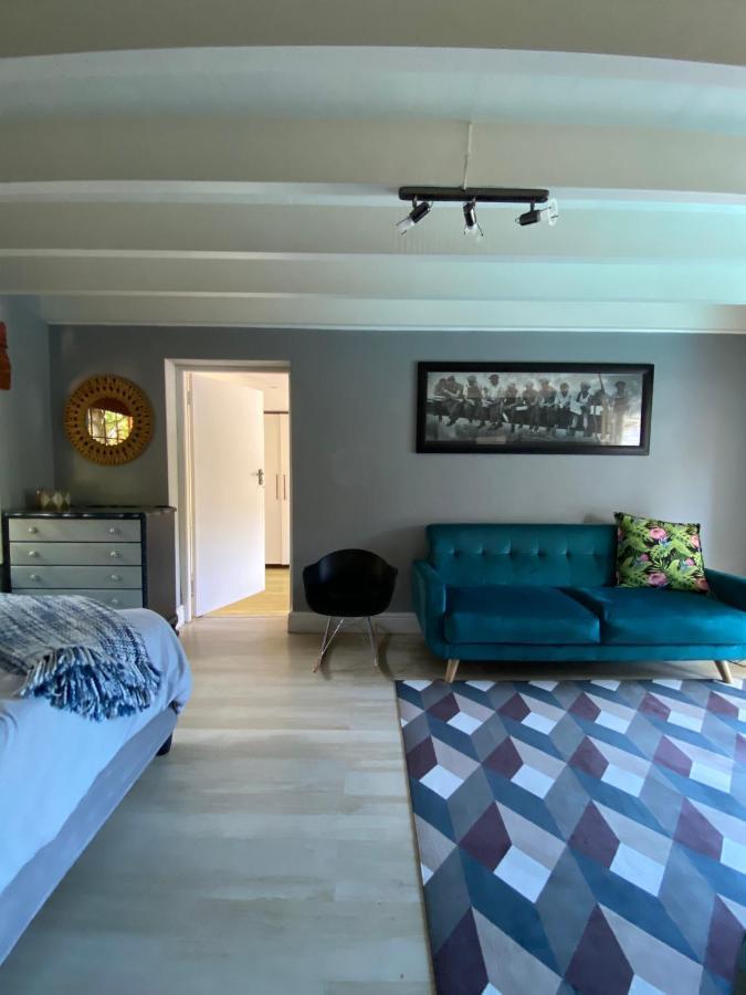 Вилла Cosy And Unique Family Retreat In Hout Bay Кейптаун Экстерьер фото